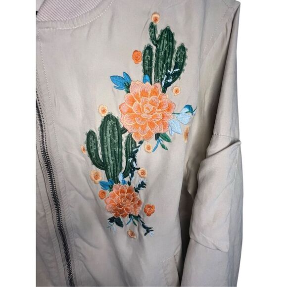 L&B Lucky And Blesses Zip Up Cactus Embroidered Bomber Jacket - Picture 3 of 6